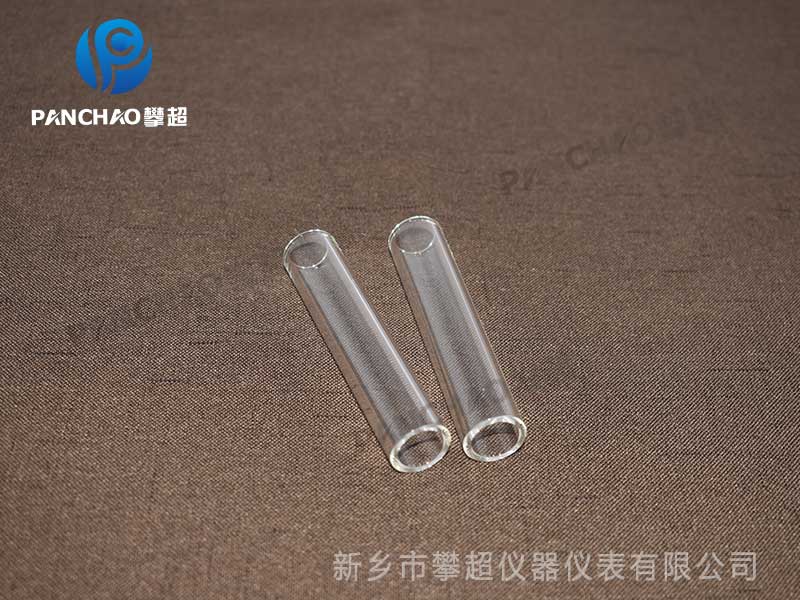 優(yōu)質(zhì)的石英石對(duì)提高石英玻璃的品質(zhì)至關(guān)重要